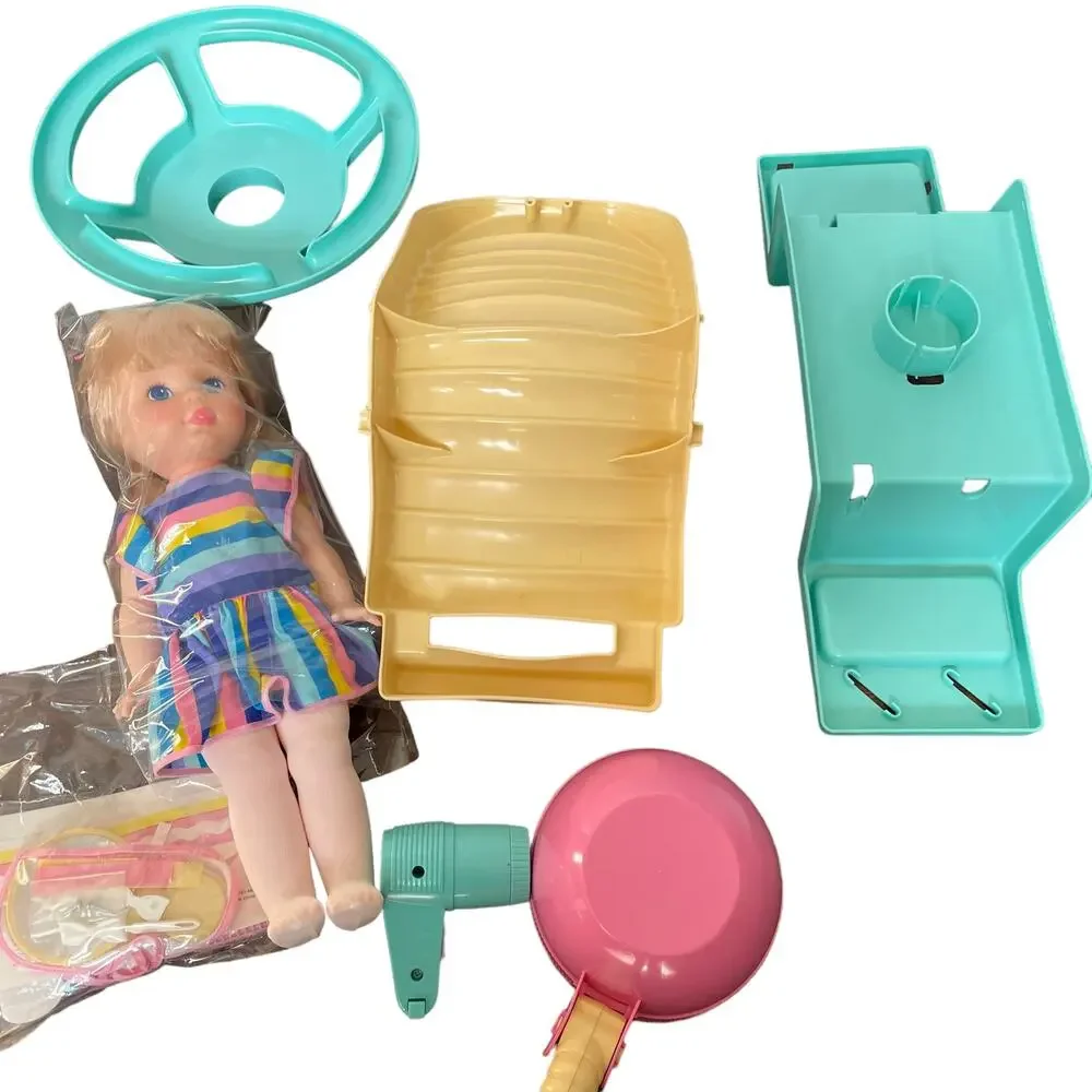 Eegee Goldberger Sue & Her Beauty Salon Too Doll Playset Vtg HTF Open Box READ